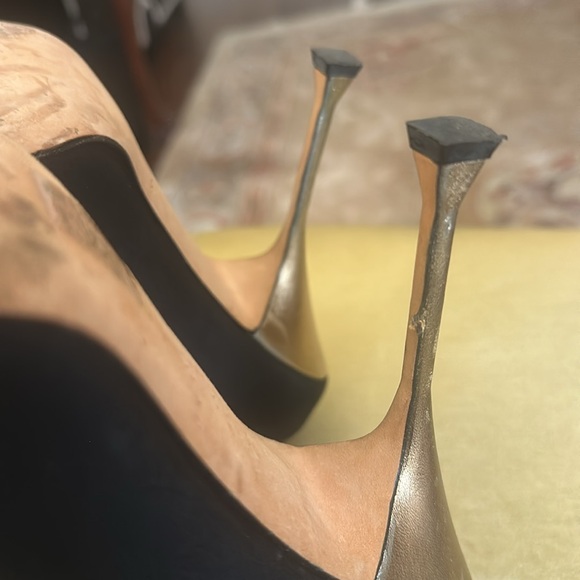 Brian Atwood Naiya Black and Gold Silk Crepe Peep-Toe High-Heel Bootie Size EU42 - Picture 15 of 16